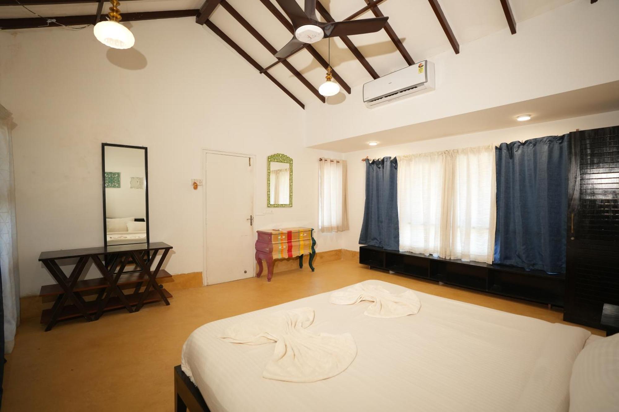 Villa M - Solitude 2 Candolim Goa 3Bhk, Pool Facing, Near Beach, Free Breakfast, Free Wifi And Prime Location Exterior foto