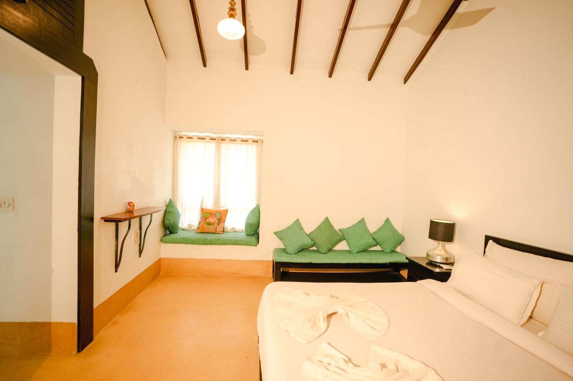 Villa M - Solitude 2 Candolim Goa 3Bhk, Pool Facing, Near Beach, Free Breakfast, Free Wifi And Prime Location Exterior foto