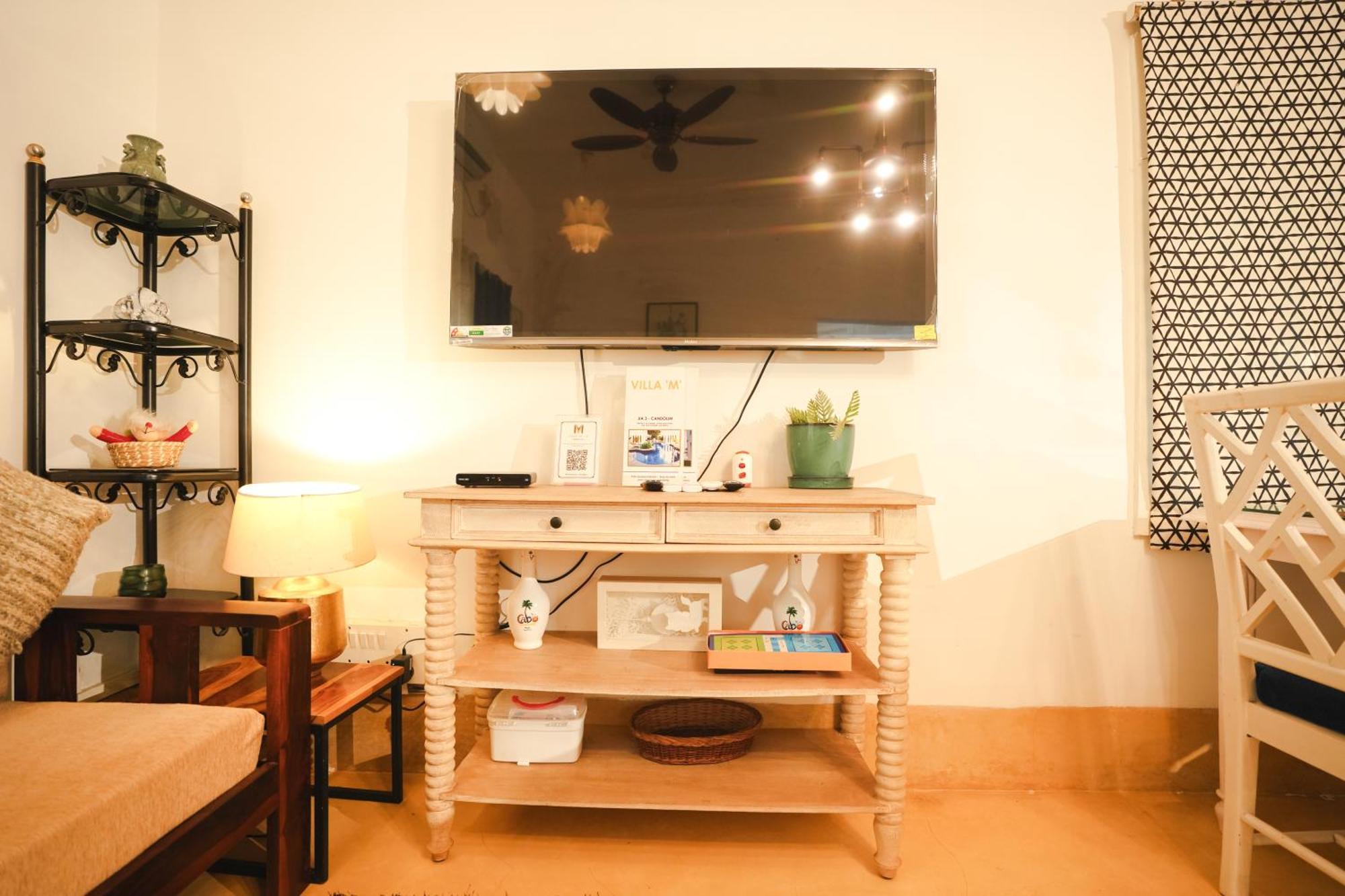 Villa M - Solitude 2 Candolim Goa 3Bhk, Pool Facing, Near Beach, Free Breakfast, Free Wifi And Prime Location Exterior foto